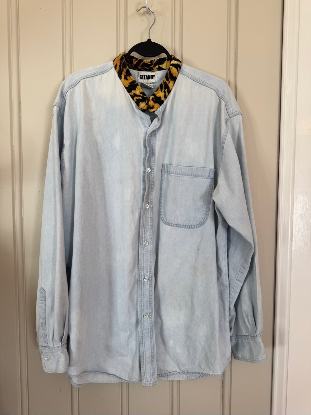 Gitano Women’s 90s Light Wash Denim Button-Up Shirt Animal Print Leopard XL